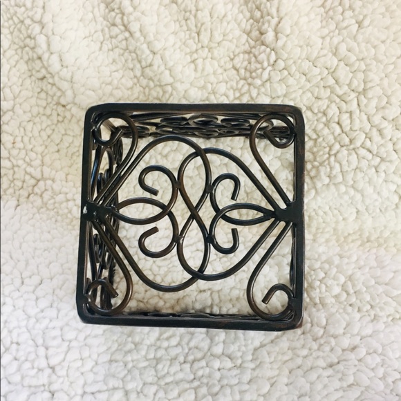 SLAH Rosedale Planters Wrought Iron Set of 2 - Picture 4 of 7